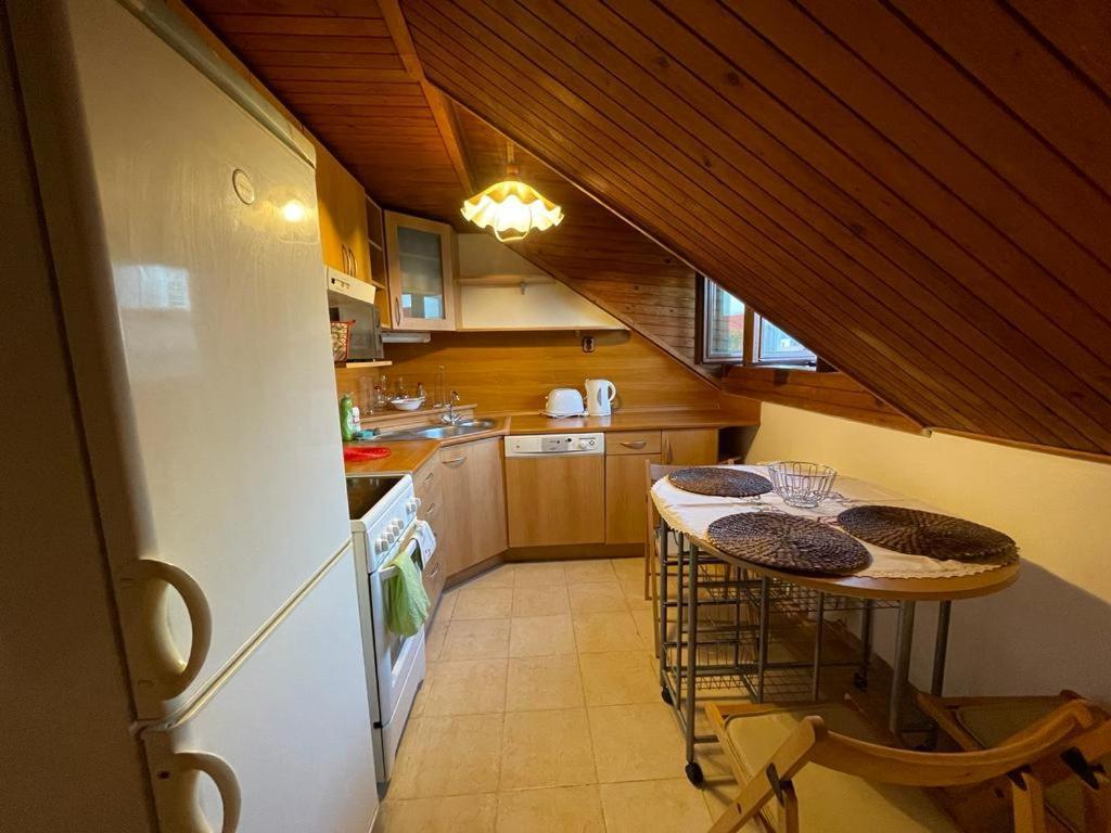 Attic Flat In The Center 公寓 *